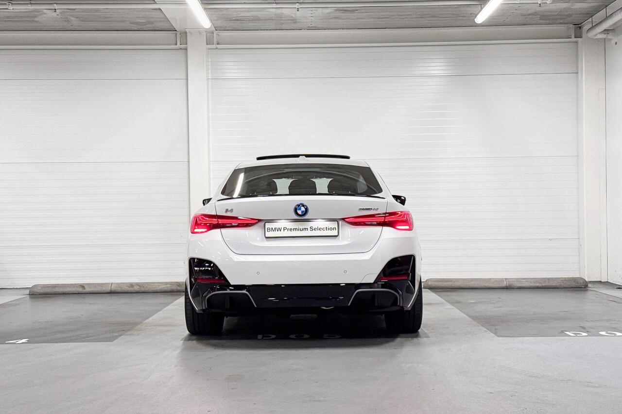 BMW i4 eDrive40 84 kWh | M-Sport Pro | Head-Up | Pano | Trekhaak