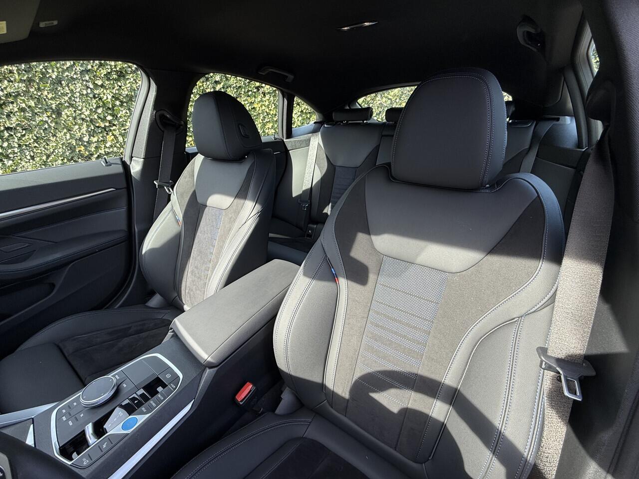 BMW i4 eDrive35 | M-Sport | 19" | Elek. stoelverst. | Stuur + stoelverw.