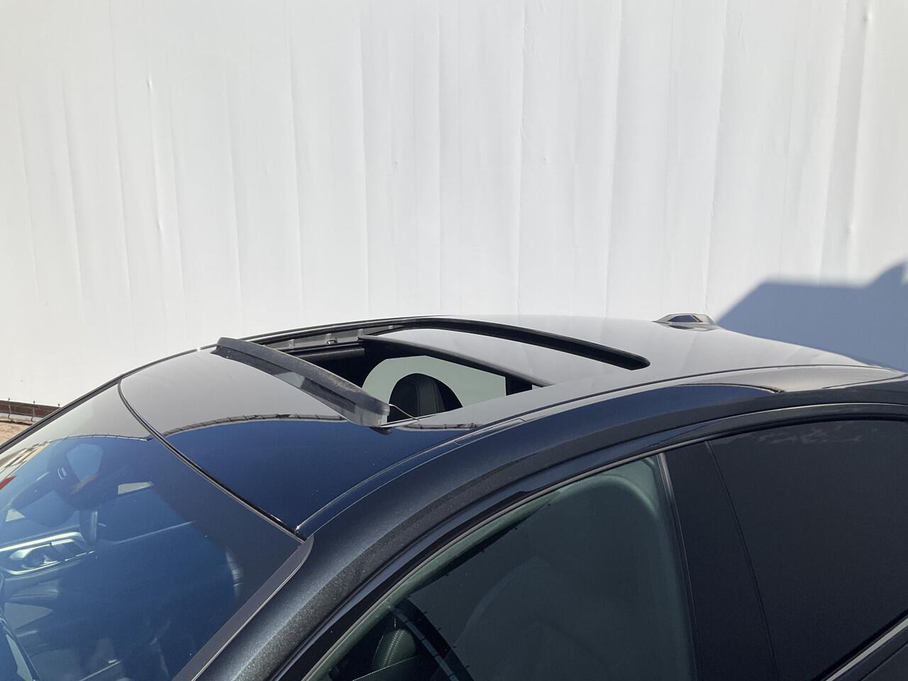 BMW i4 M50 M-Sport 84kWh 544PK Pano Laser HUD Harman/Kardon Elek.Trekhaak Leer BOMVOL!