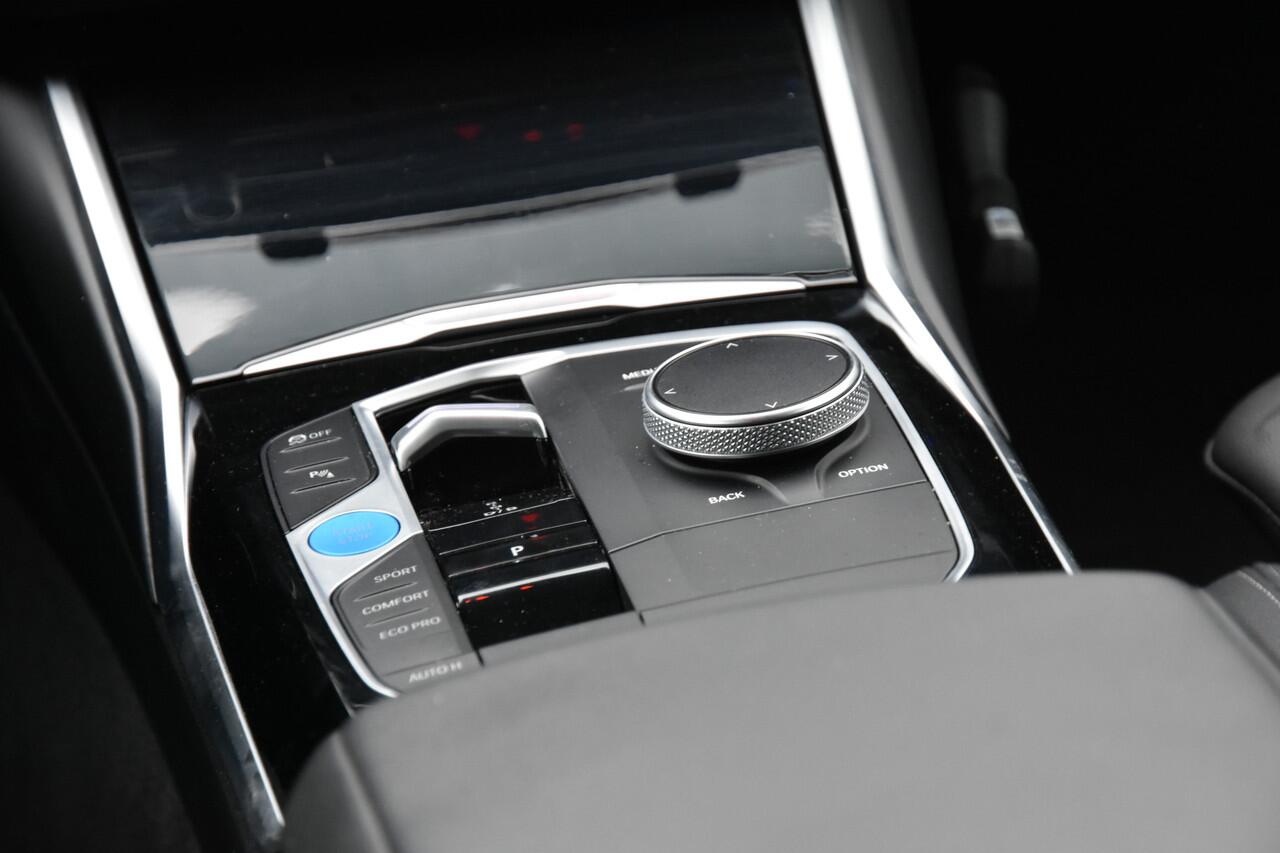 BMW i4 eDrive40 High Executive 84 kWh | 340PK | 18"LMV | CAMERA