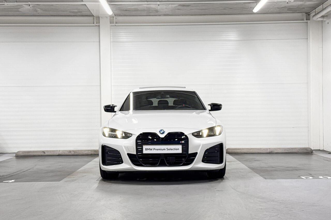 BMW i4 M60 | M-Sport Pro | Comfort Pack | Harman/kardon | Schuif/-Kanteldak | Comfort Access