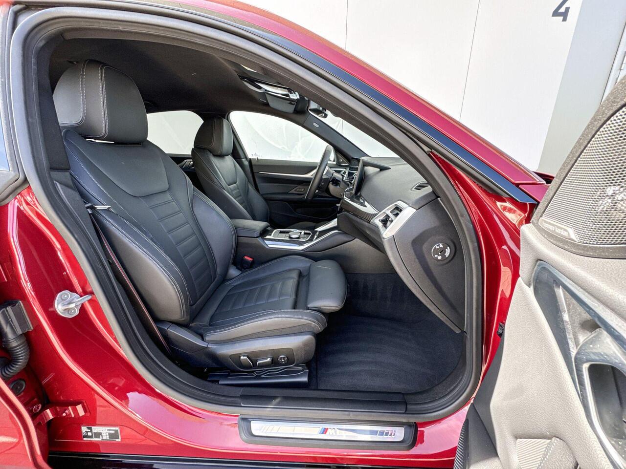 BMW i4 M50 M-Sport Pro 19 Inch / Comfort Acces / Electrisch verstelbare Voorstoelen / Stoelverwarming / Adaptieve Led koplampen / Driving Assistant Prof / Parking Prof / Harman Kardon / Head Up Display