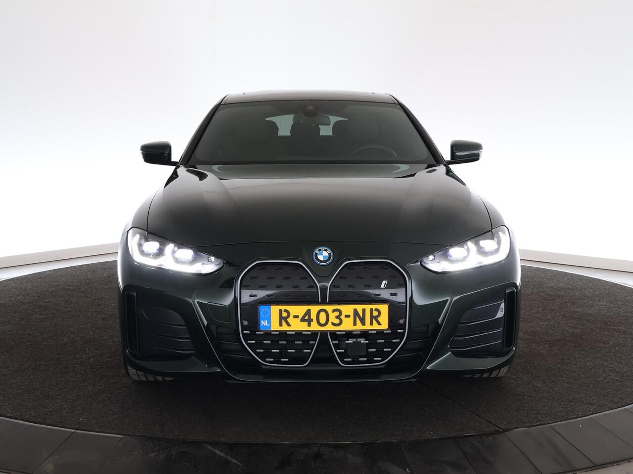 BMW i4 eDrive40 High Executive 84 kWh | M Sport Pro | Panoramadak | ACC | Leder |*