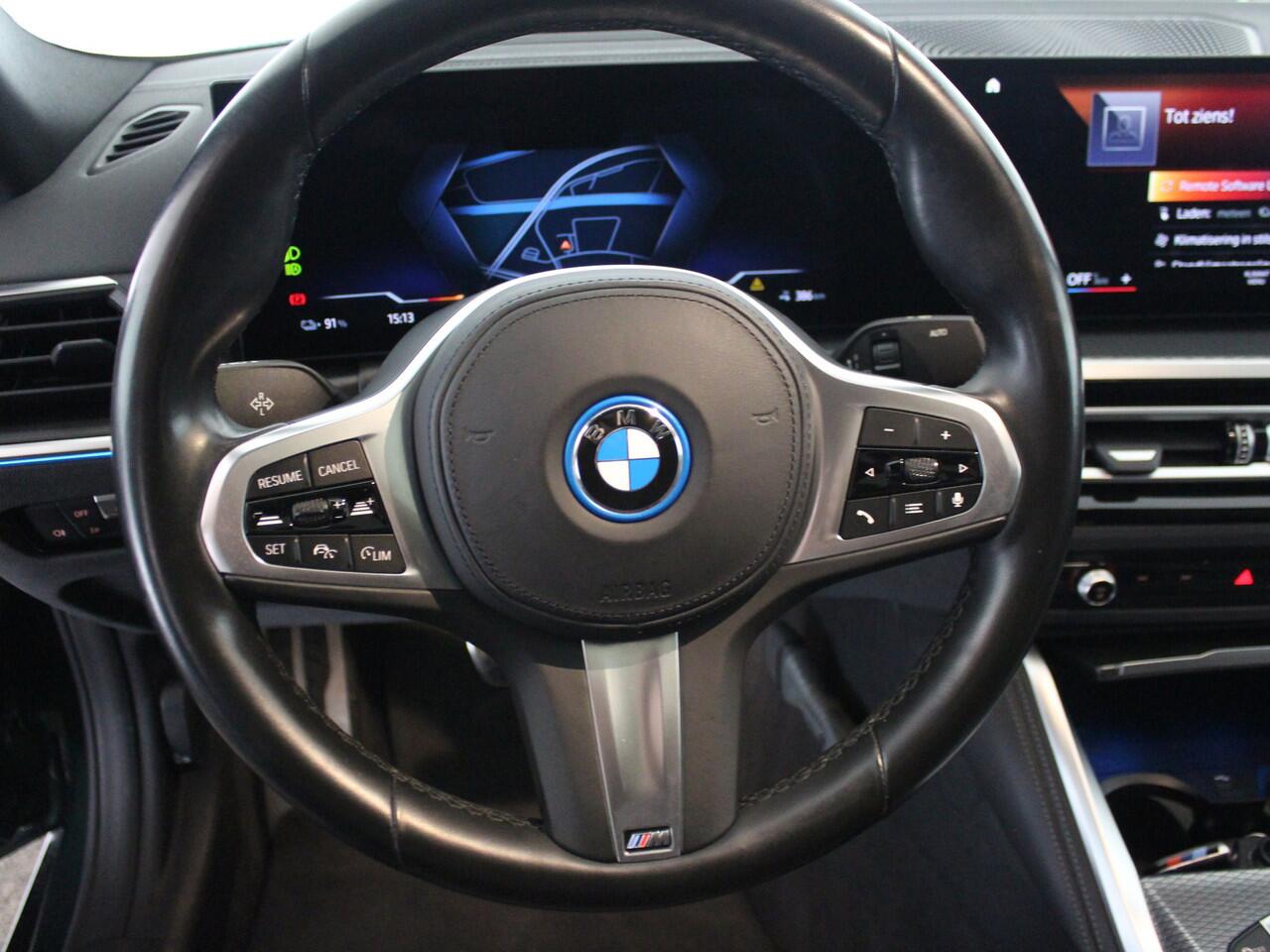 BMW i4 eDrive40 High Executive 84 kWh | M Sport Pro | Panoramadak | ACC | Leder |*