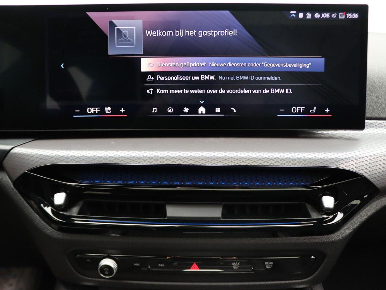 BMW i4 eDrive35 M Sportpakket Pro | Innovation Pack | Comfort Pack | Stuurwielrand Verwarmd | Comfort Access | Trekhaak | Schuifdak | Driving Assistant Professional | DAB | HiFi | 19''