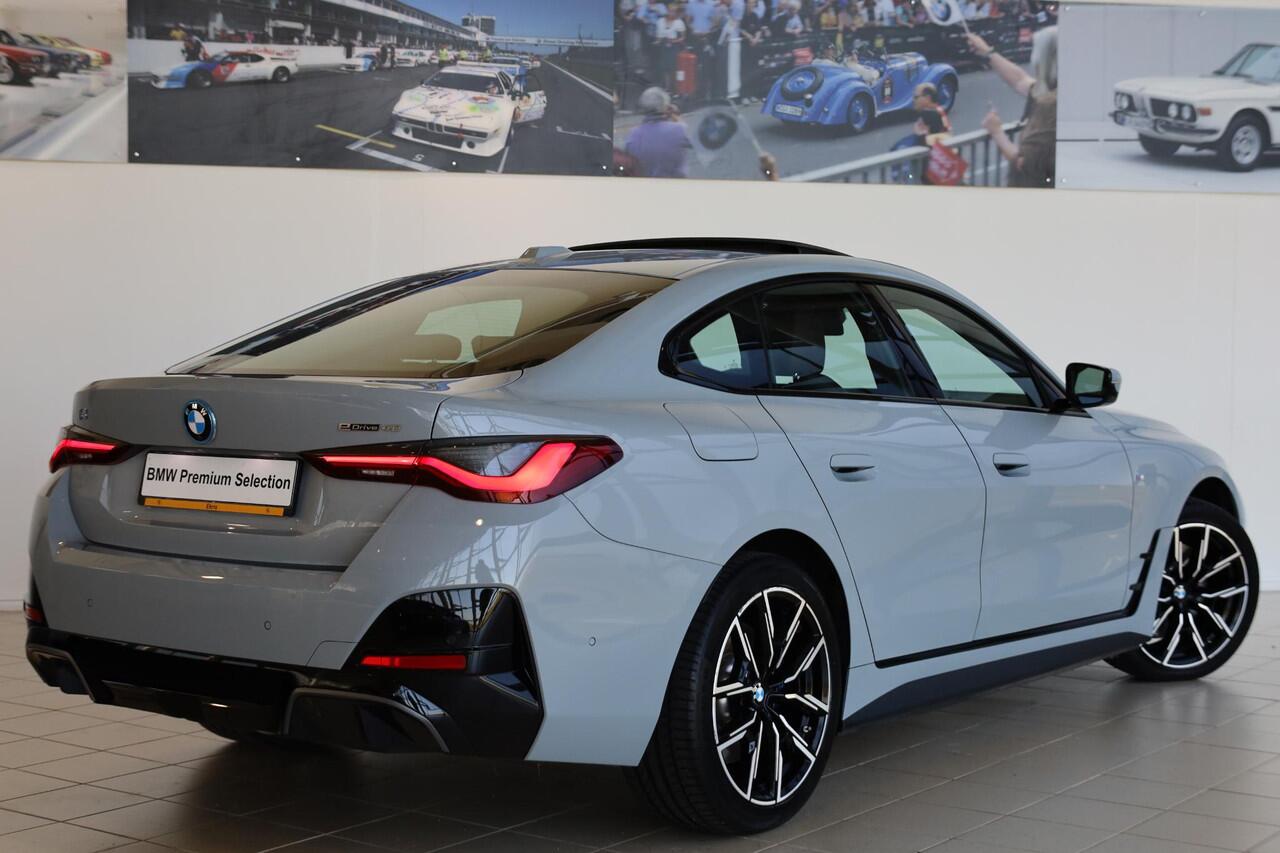 BMW i4 eDrive40 | M Sportpakket | Voorstoelen Verwarmd | Achteruitrijcamera | Trekhaak