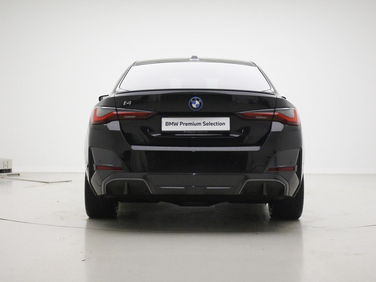 BMW i4 eDrive40 High Executive | M-Sport Pro | 19" | Memory+Ventilatie | Voorbereiding Driving Assistance