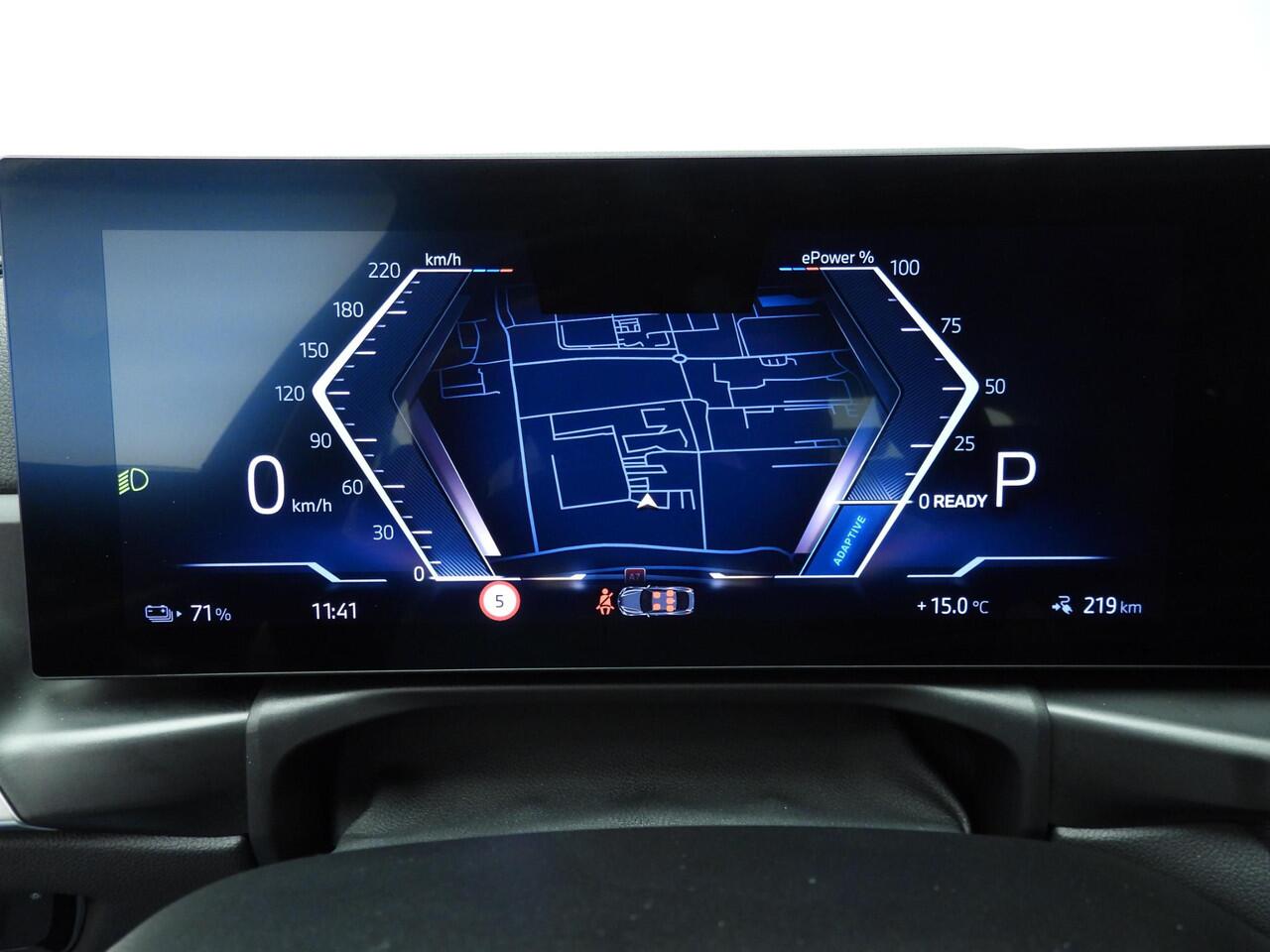 BMW i4 Gran Coupe eDrive35 | M-Sportpakket | LED | Leder | Navigatie | Schuifdak | Trekhaak | Sportstoelen | DAB | Alu 18 inch