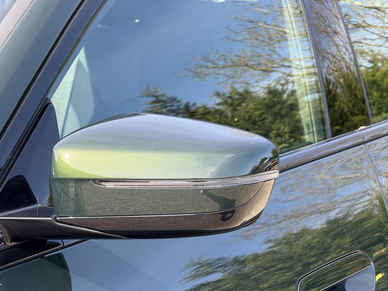 BMW i4 eDrive35 | M-Sport | 19" | Elek. stoelverst. | Stuur + stoelverw.