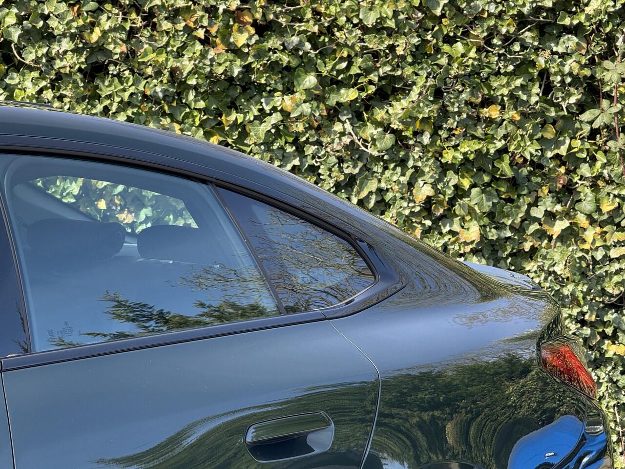 BMW i4 eDrive35 | M-Sport | 19" | Elek. stoelverst. | Stuur + stoelverw.