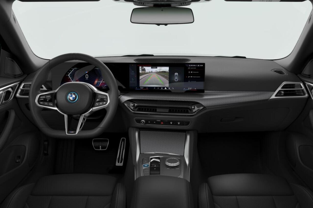 BMW i4 eDrive35 M Sport Edition | Comfort Pack | Trekhaak | Showroomvoordeel