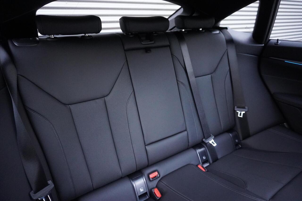 BMW i4 eDrive35 M Sportpakket | Comfort Pack | HiFi System | Comfort Access | Achteruitrijcamera | Stuurwielrand verwarmd