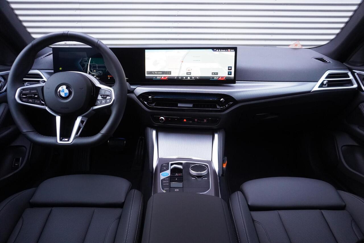 BMW i4 eDrive35 M Sportpakket | Comfort Pack | HiFi System | Comfort Access | Achteruitrijcamera | Stuurwielrand verwarmd