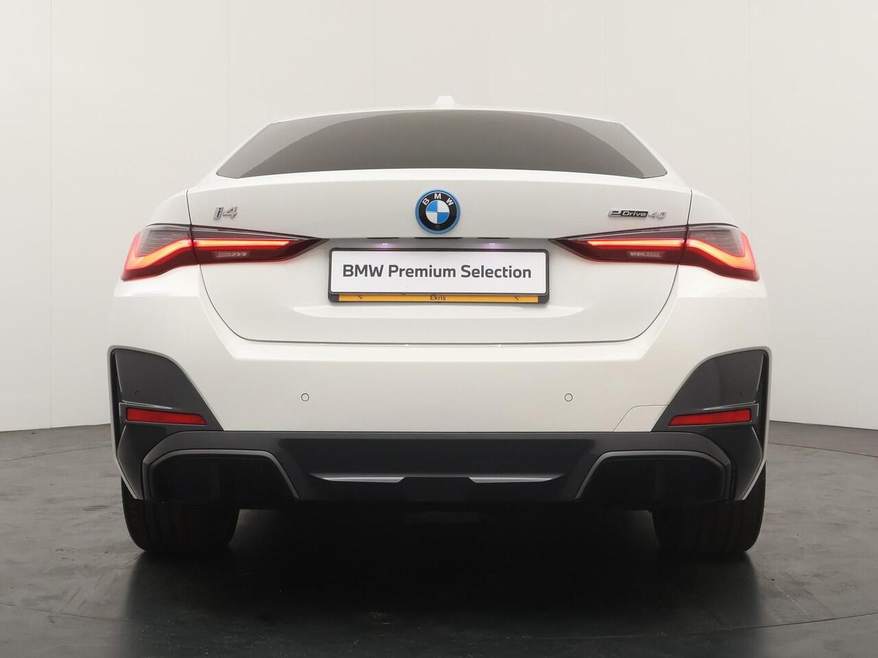 BMW i4 eDrive40 High Executive 84 kWh | M Sportpakket | Opendak |