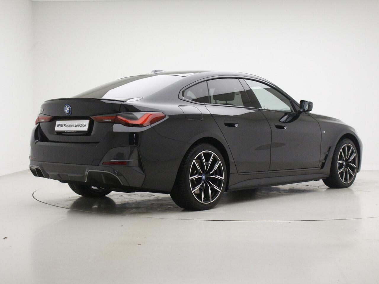 BMW i4 eDrive40 High Executive | M-Sport Pro | 19" | Memory+Ventilatie | Voorbereiding Driving Assistance