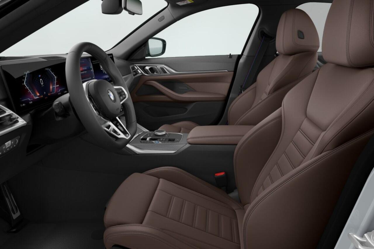 BMW i4 eDrive35 M Sport Edition 70 kWh | M Sportpakket Pro | Innovation Pack | Comfort Pack | Showroomvoordeel | ElectricDeals