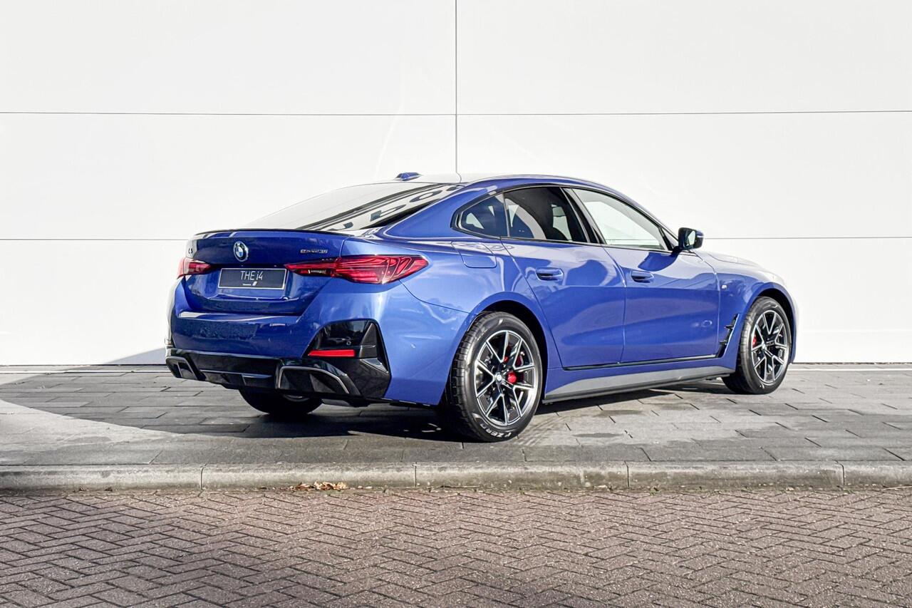 BMW i4 eDrive35 M Sport Edition | M Sport Pro | Comfort Pack | Showroomvoordeel