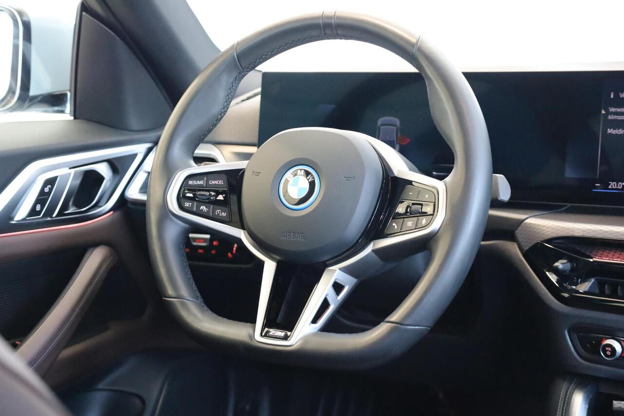 BMW i4 eDrive40 | M Sportpakket | Voorstoelen Verwarmd | Achteruitrijcamera | Trekhaak