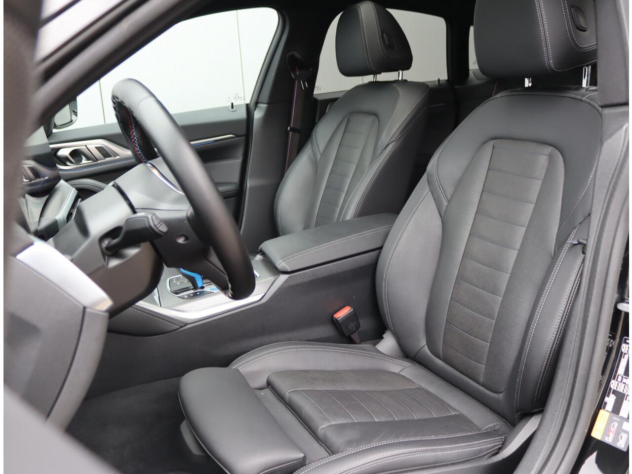 BMW i4 M50 84 kWh | H&K | Pano | Trekhaak | Leder | Head-Up | 95% SOH