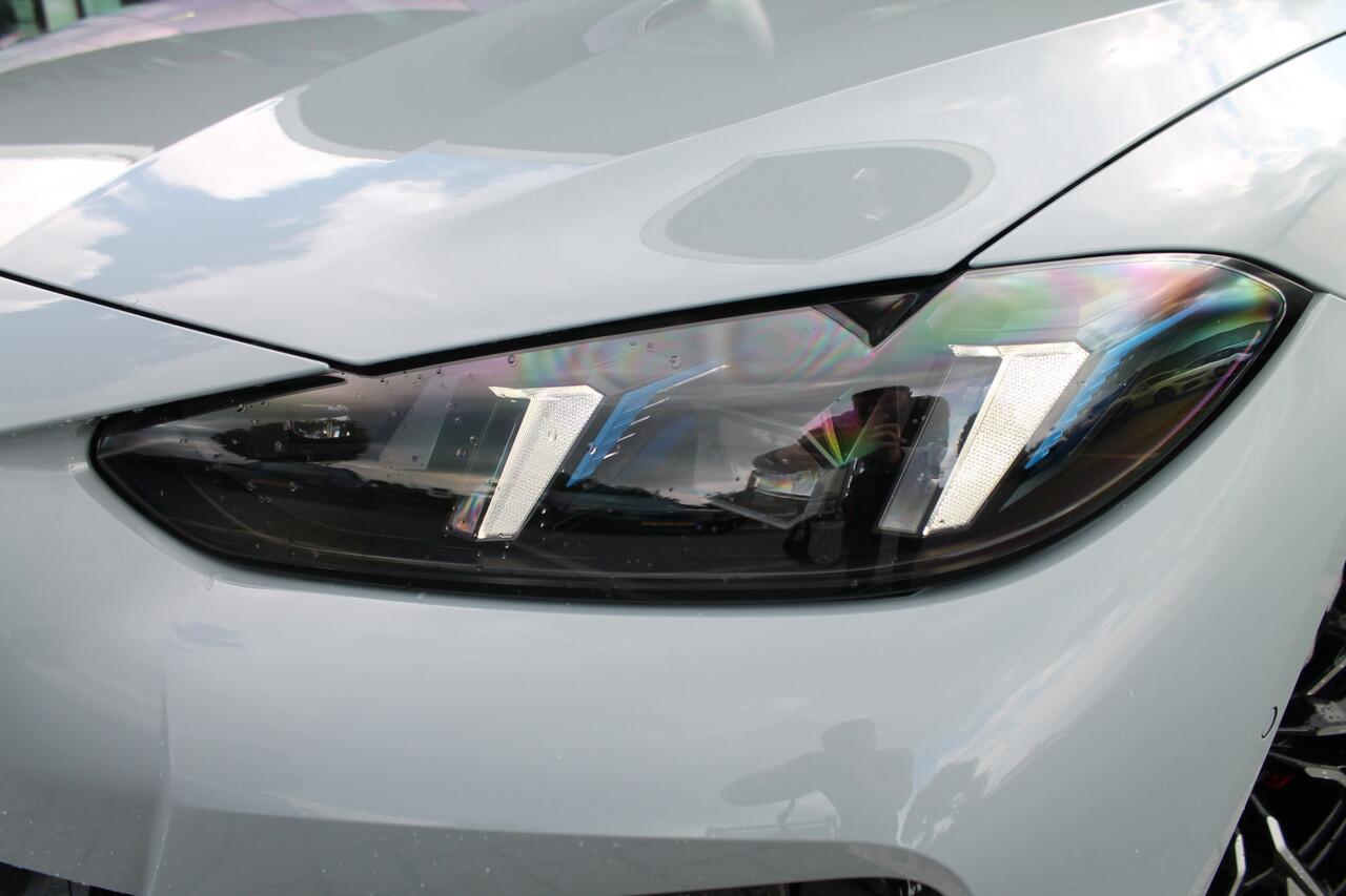 BMW i4 eDrive35 Gran Coupé M Sport / Achteruitrijcamera / Adaptieve LED / Active Cruise Control / Comfort Access / Stoelverwarming / Live Cockpit Plus