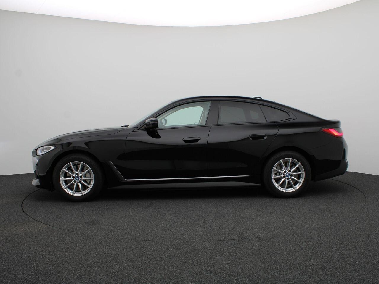 BMW i4 eDrive40 84 kWh Trekhaak | HIFI | Widescreen Display | 17"