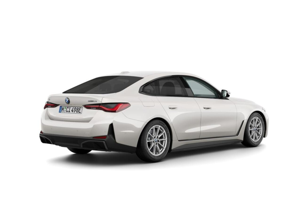 BMW i4 eDrive35 70 kWh Pure Edition