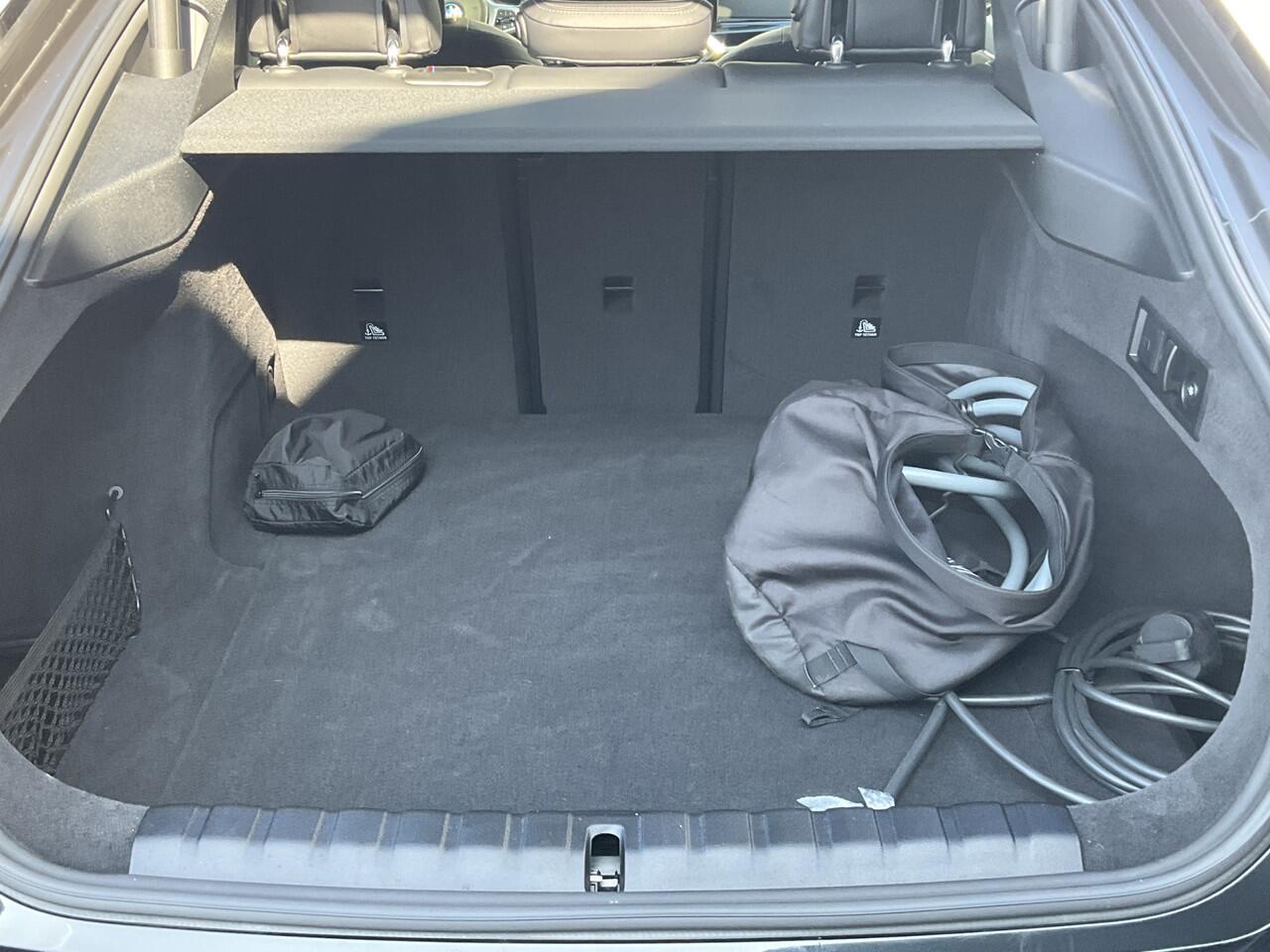 BMW i4 M50 M-Sport 84kWh 544PK Pano Laser HUD Harman/Kardon Elek.Trekhaak Leer BOMVOL!