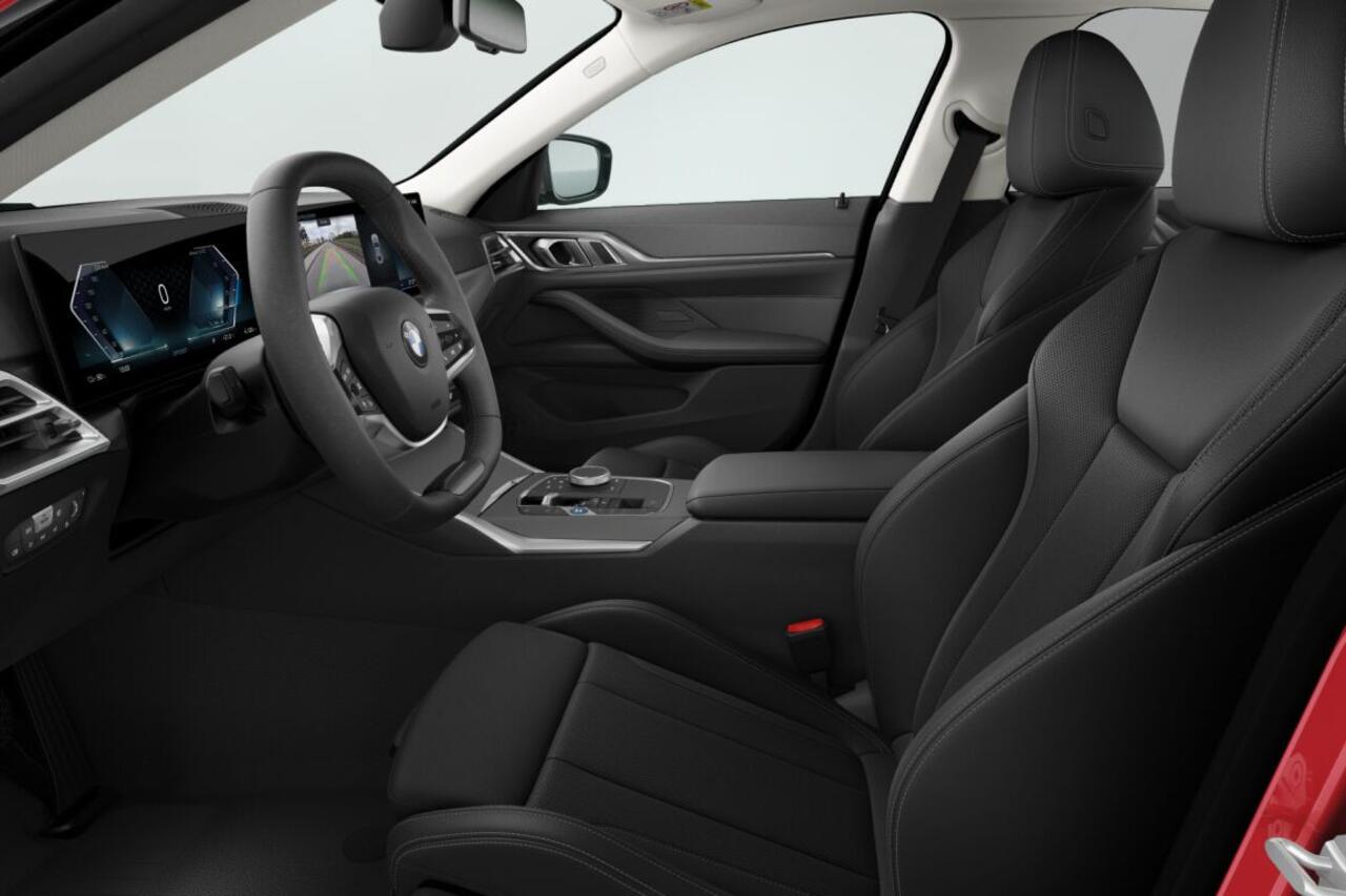 BMW i4 eDrive35 70 kWh Pure Edition