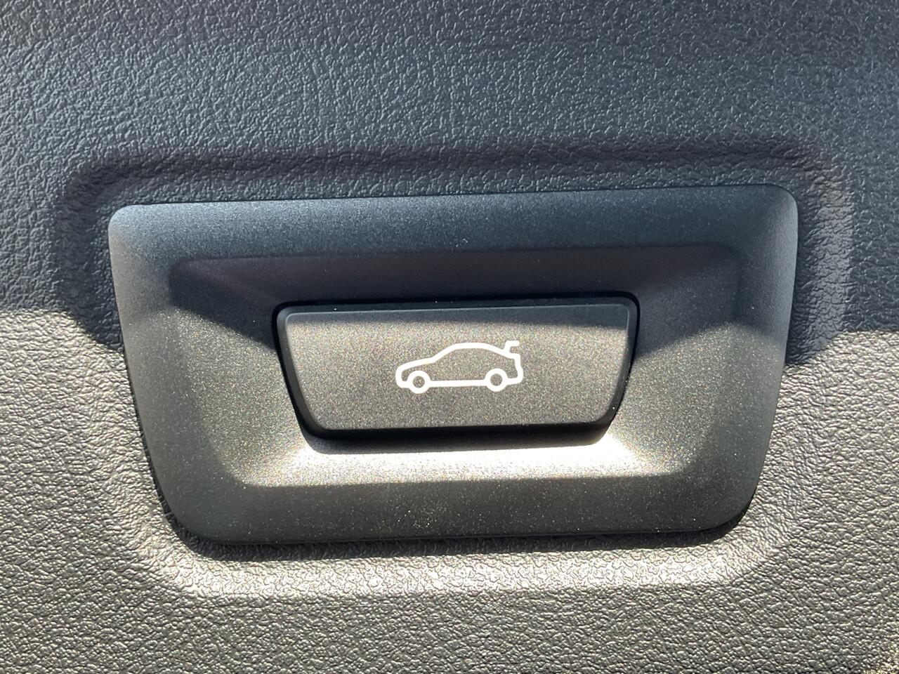 BMW i4 M50 M-Sport 84kWh 544PK Pano Laser HUD Harman/Kardon Elek.Trekhaak Leer BOMVOL!