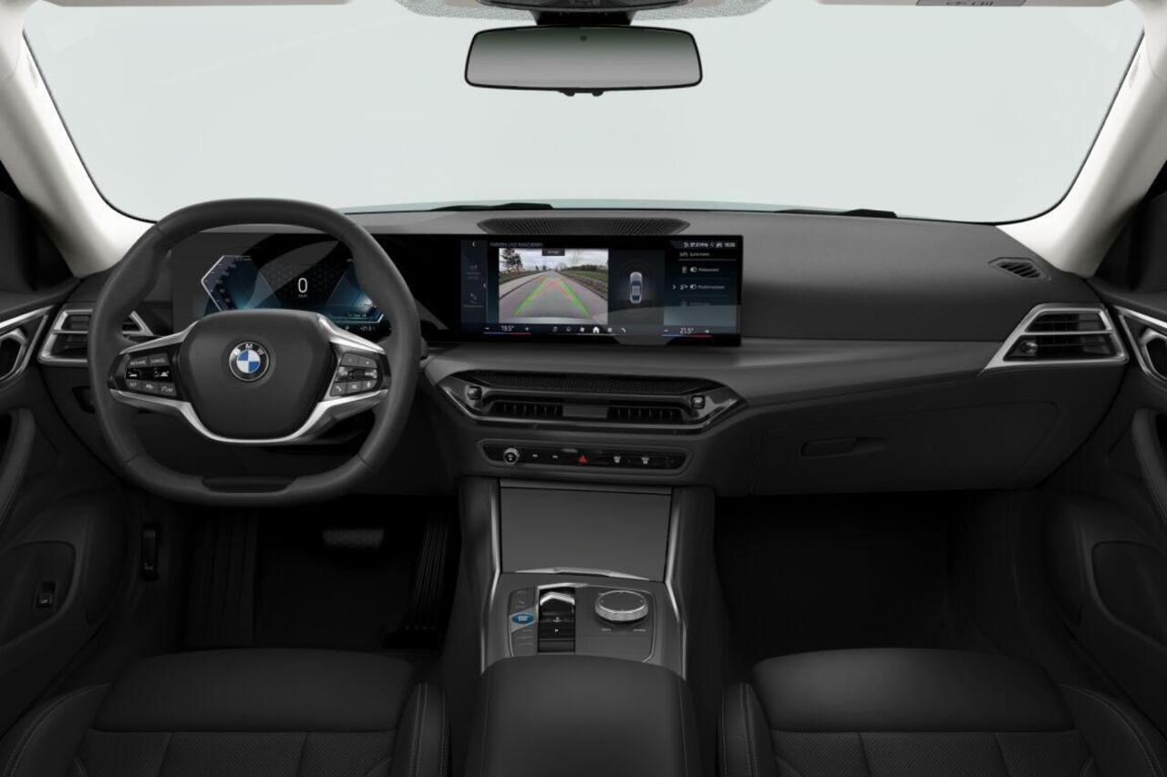 BMW i4 eDrive35 70 kWh Pure Edition