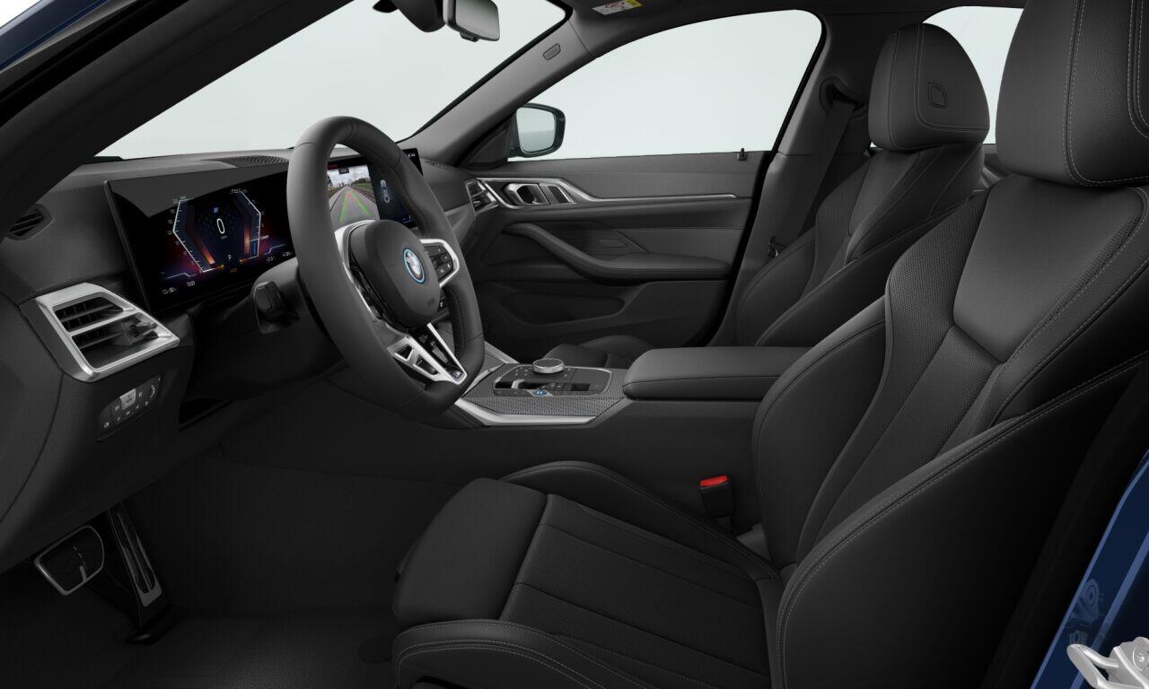 BMW i4 eDrive40 | M-Sport | 20'' | S/k-dak | HiFi | Comf. Acc. | Trekhaak | Stuur + stoelverw. | Camera