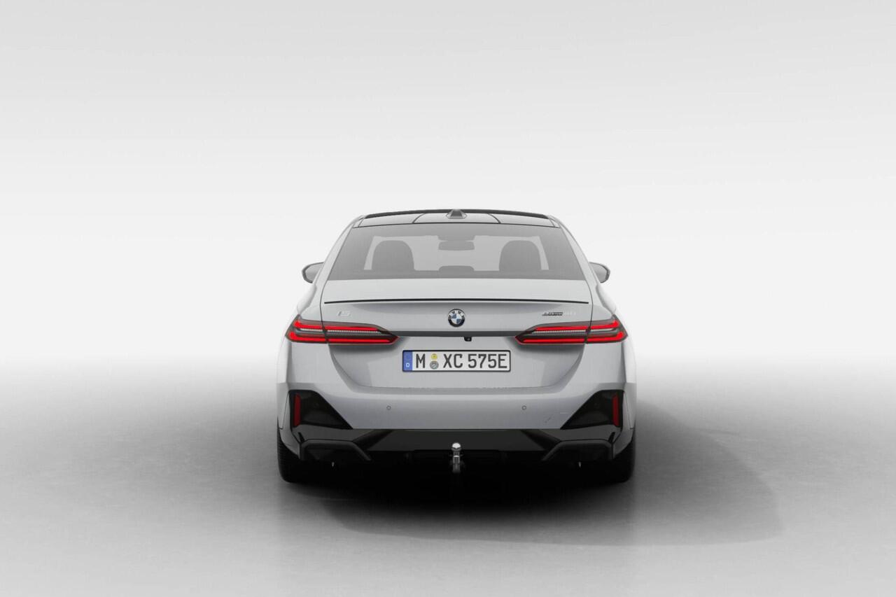 BMW i5 Sedan eDrive40 M Sport Edition | M Sport Pro | Innovation Pack | Travel Pack | Comfort Pack