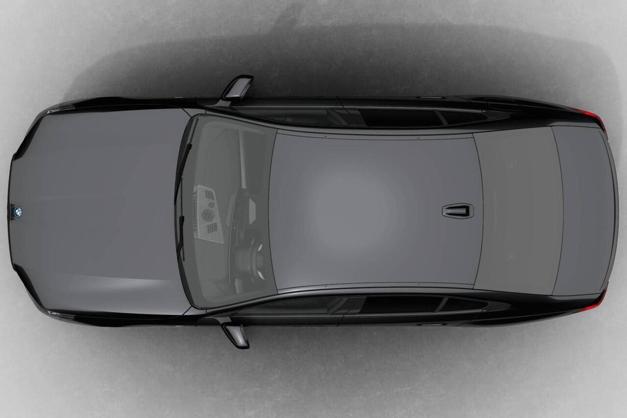 BMW i5 Sedan eDrive40 M Sport Edition | M Sport Pro | Travel Pack | Comfort Pack | Trekhaak | Getint Glas | Laadaansluiting 22kW | VPLD | Showroomvoordeel | ElectricDeals