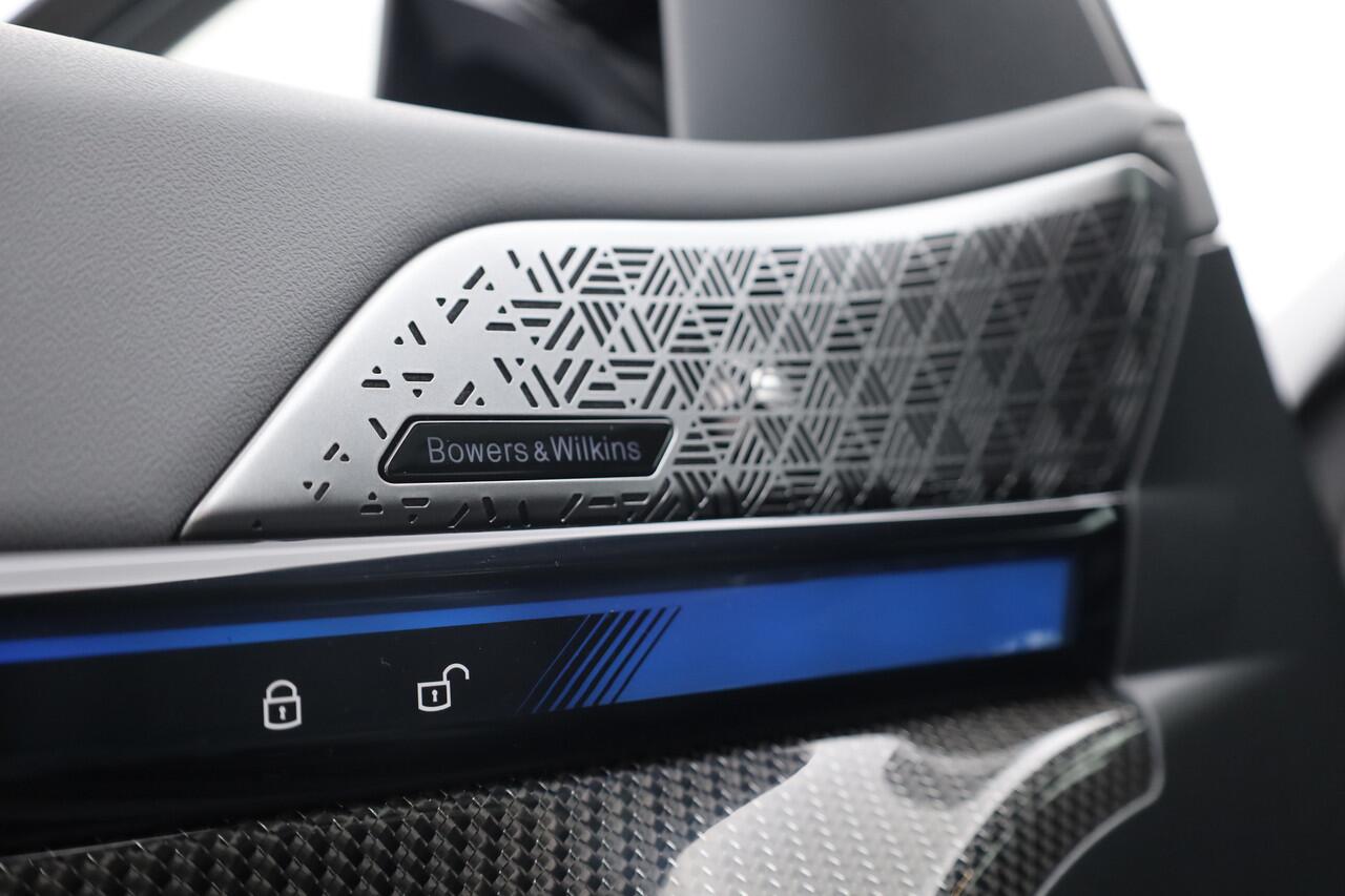 BMW i5 M60 xDrive 84 kWh M Sport | Driving Assistant Pro | M sport | Pano | HUD | Deep Frozen Grey | 21 inch