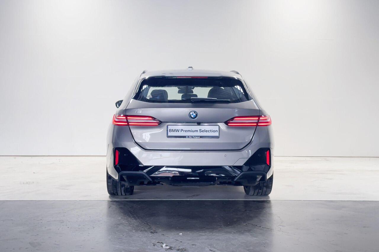 BMW i5 Touring eDrive40 M Sport Edition Innovation Pack
