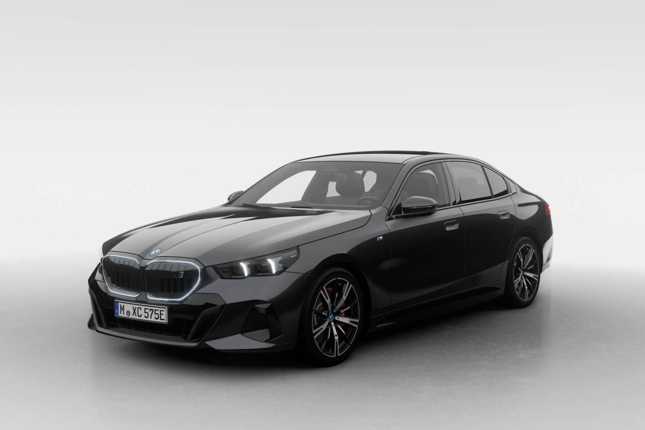 BMW i5 Sedan eDrive40 M Sport Edition M Sport Pro | Travel Pack | Comfort Pack | Showroomvoordeel | ElectricDeals