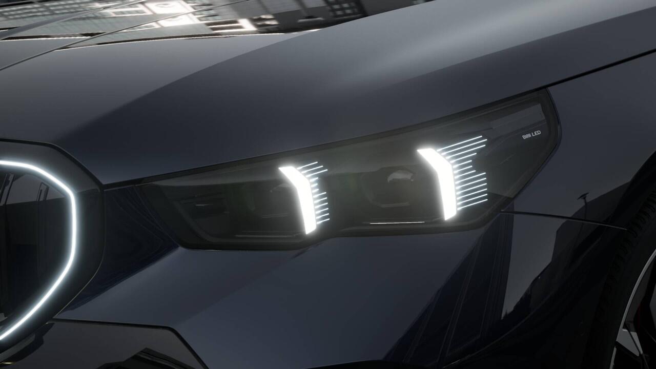 BMW i5 eDrive40 M Sport / Panoramadak / Adaptieve LED / Bowers & Wilkins / Stoelventilatie / Comfort Access / Parking Assistant Plus / Stuurverwarming