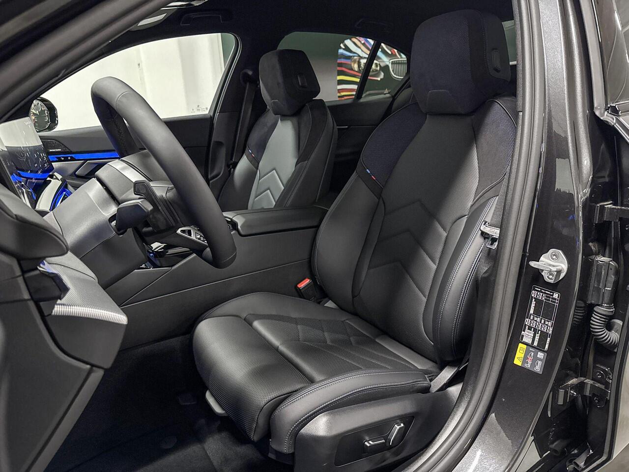 BMW i5 Sedan eDrive40 | M-Sport Pro | Travel Pack | Driving Assistant | Harman/Kardon | Comfort Access