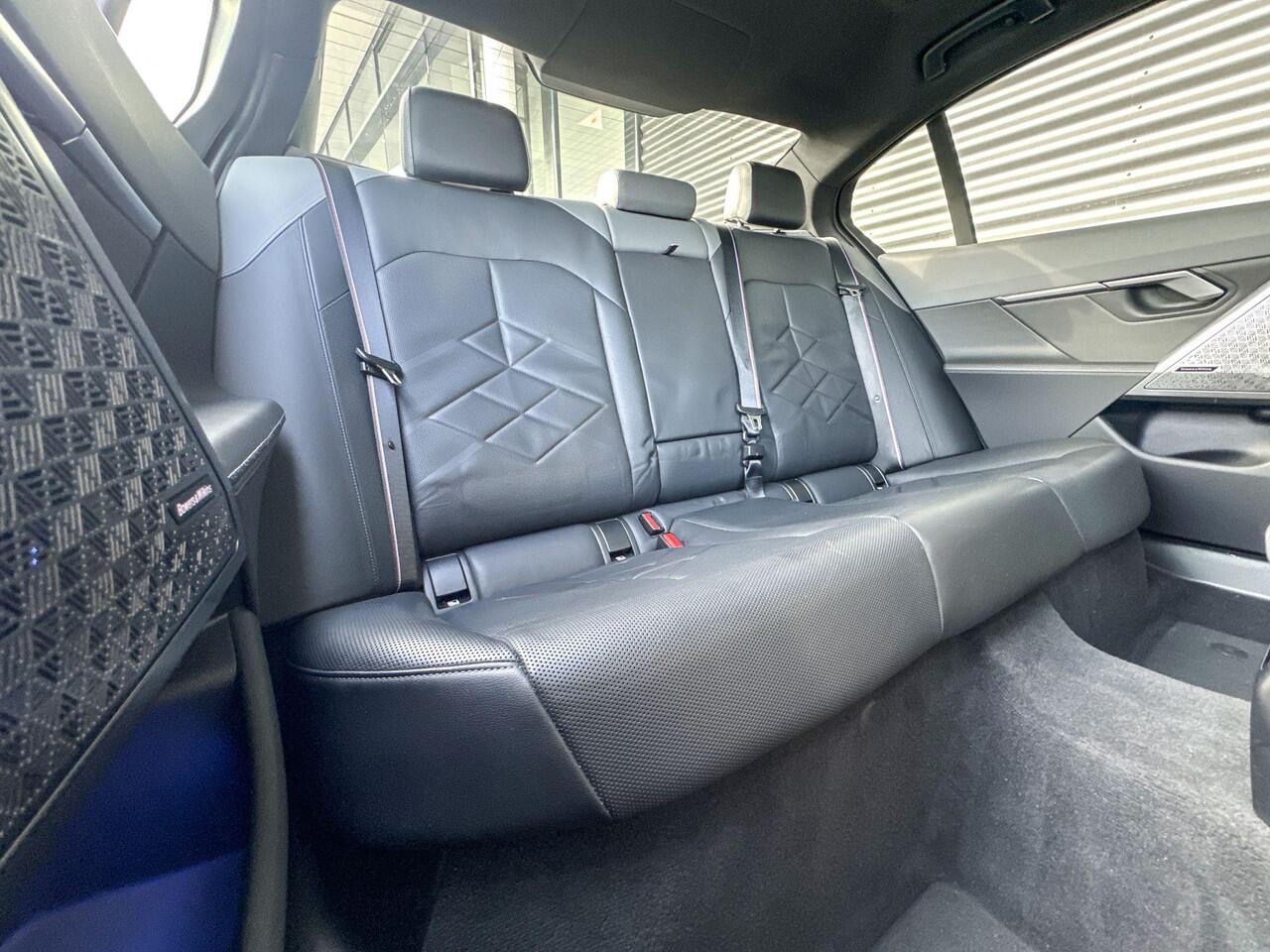 BMW i5 Sedan M60 xDrive 84 kWh