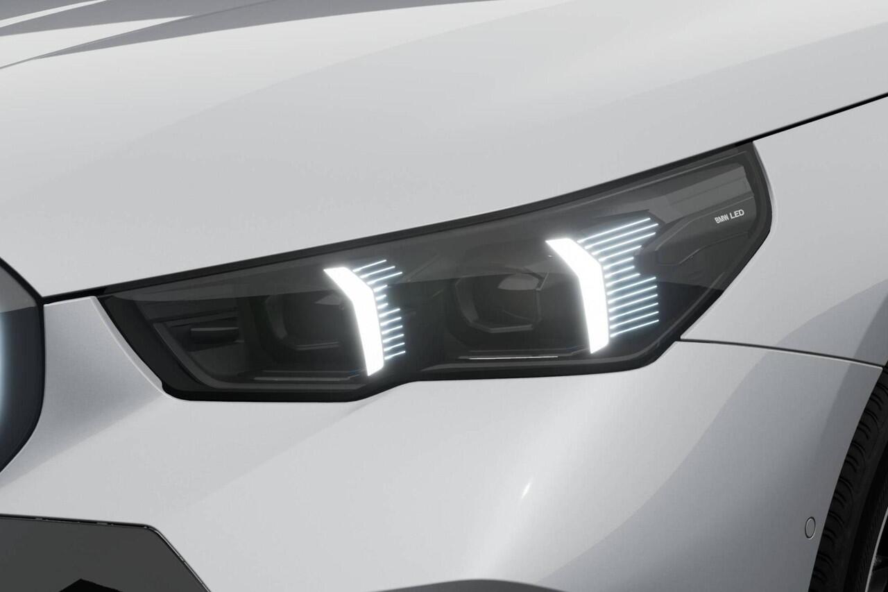 BMW i5 Sedan xDrive40 | M Sport Pro | Travel Pack | Comfort Pack | Trekhaak met elektrisch wegklapbare kogel | Showroomvoordeel