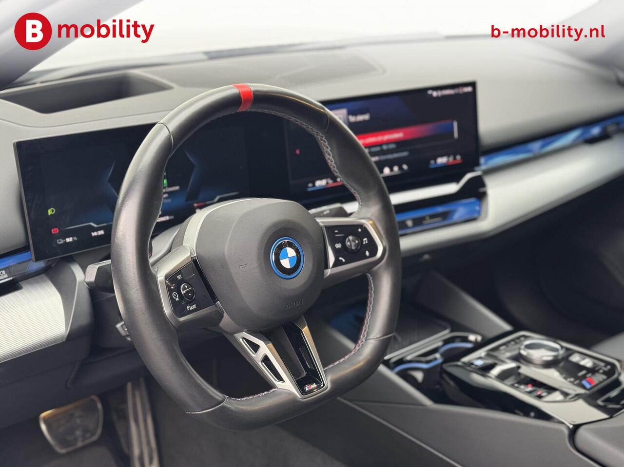 BMW i5 M60 xDrive 84 kWh M-Sport Trekhaak 2.000KG! Harman Kardon | 360 Camera | Head Up Display | DAB Audio