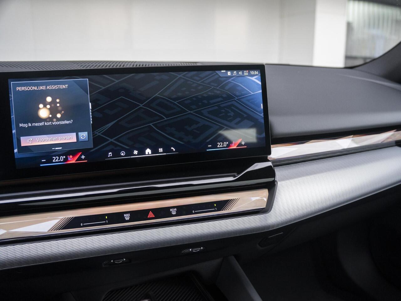 BMW i5 eDrive40 M Sportpakket 20'' / Panoramadak / Comfortstoelen / Harman Kardon / Trekhaak | Ekris Selection