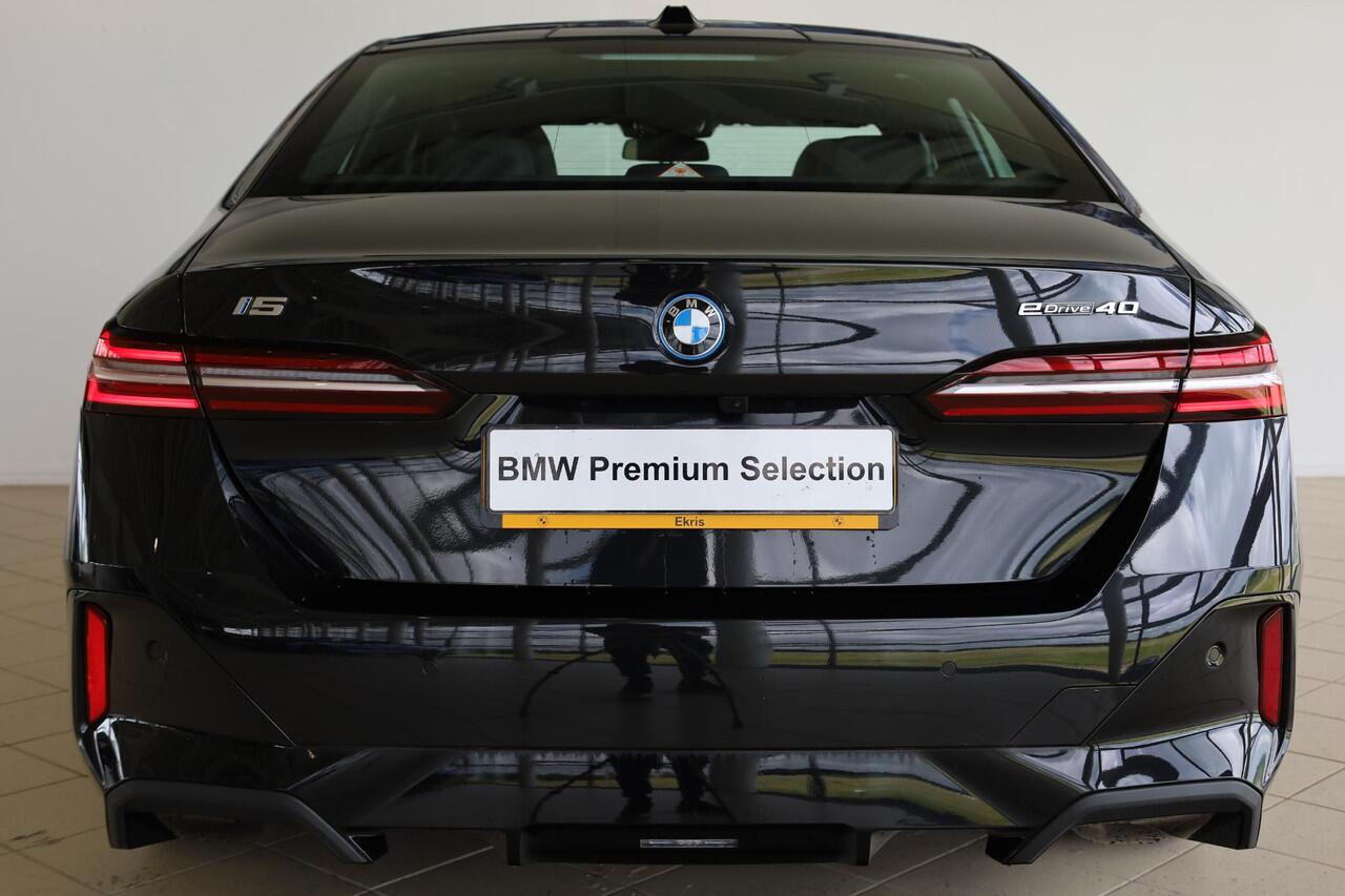 BMW i5 eDrive40 M Sportpakket | Comfortstoelen | Driving Assistant Plus | Ekris Selection