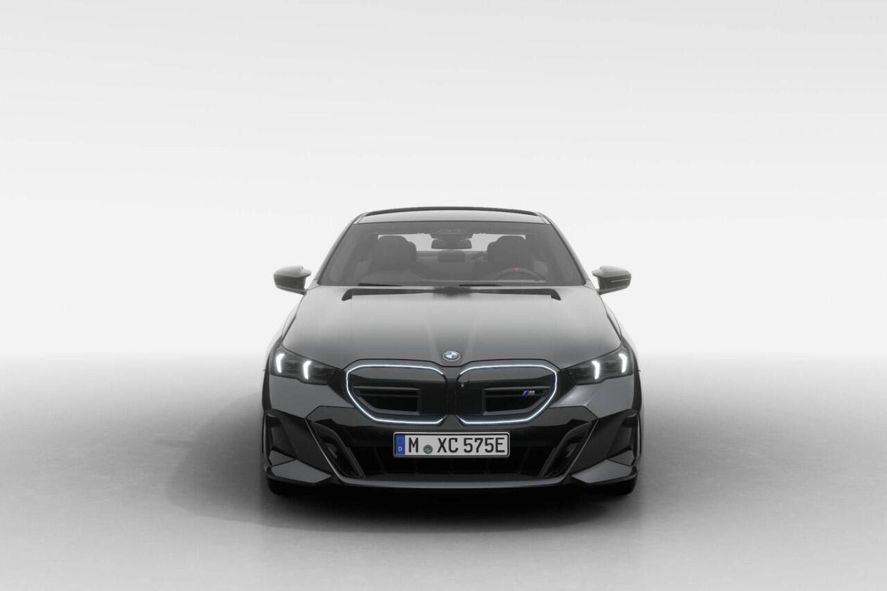 BMW i5 Sedan M60 xDrive | M Sport Pro | Innovation Pack | Travel Pack | Comfort Pack