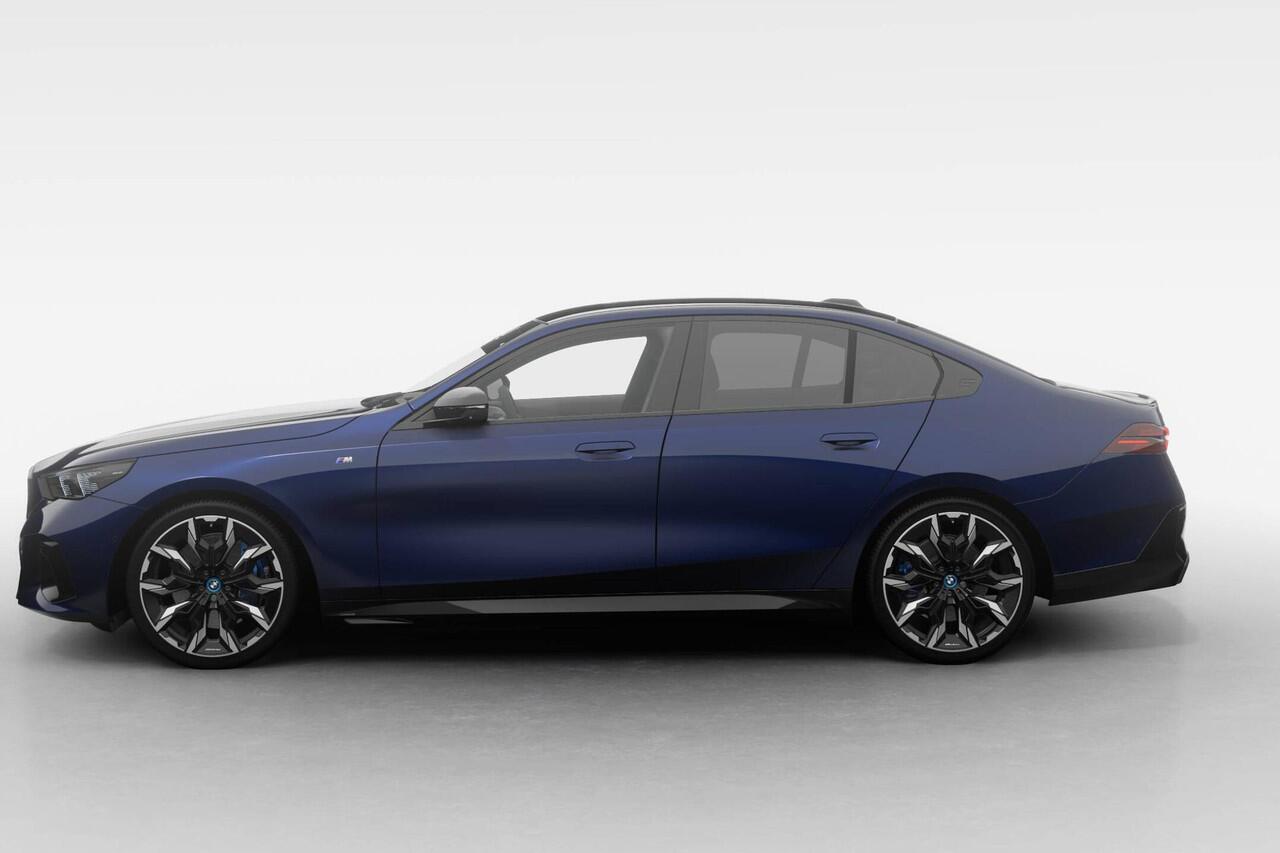 BMW i5 Sedan eDrive40 M Sport Edition | M Sportpakket Pro | Innovation Pack | Travel Pack | Comfort Pack | Showroomvoordeel | VPLD