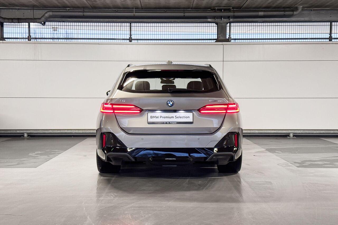 BMW i5 Touring eDrive40 84 kWh
