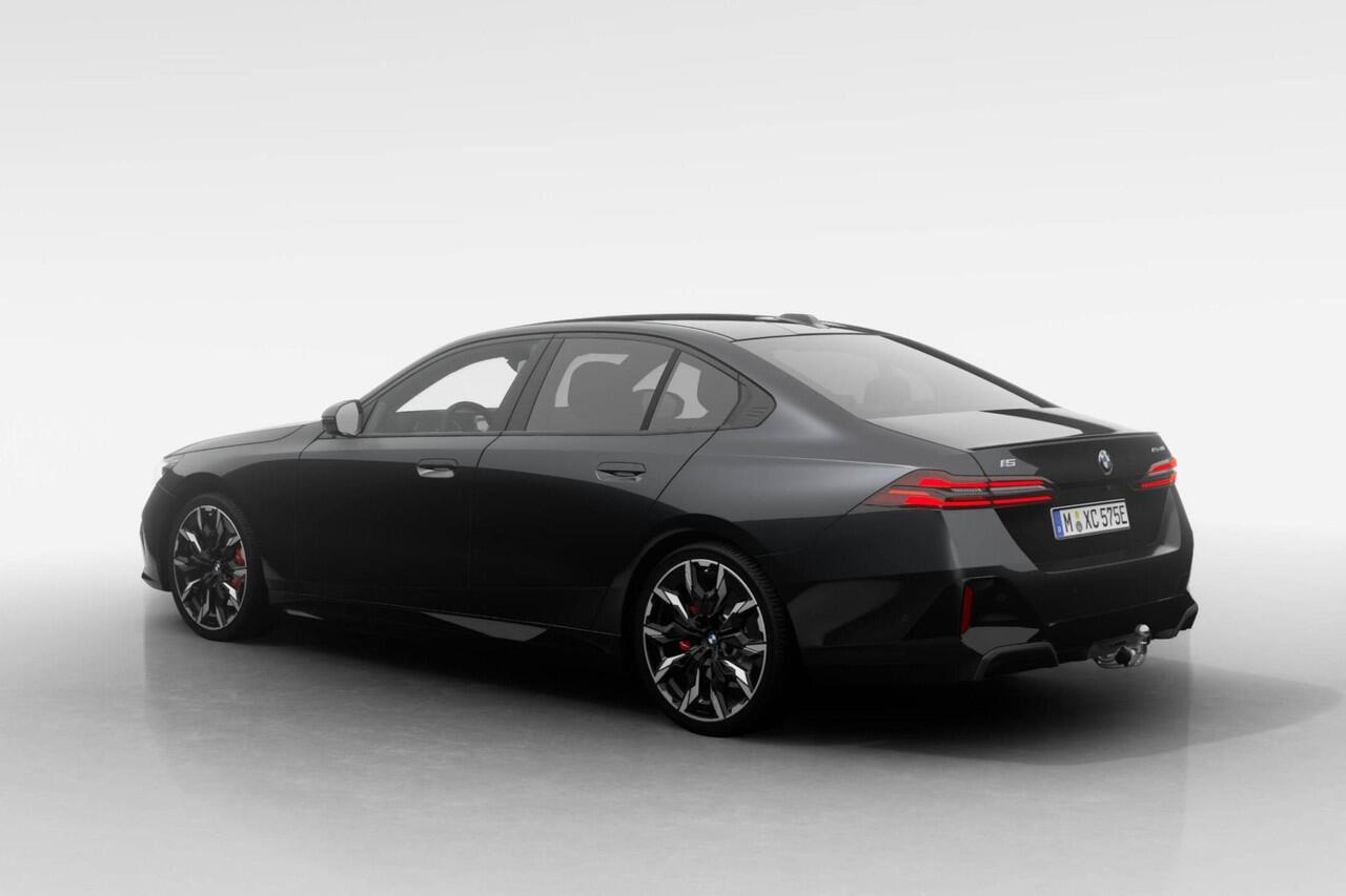 BMW i5 Sedan eDrive40 M Sport Edition | M Sport Pro | Innovation Pack | Travel Pack | Comfort Pack