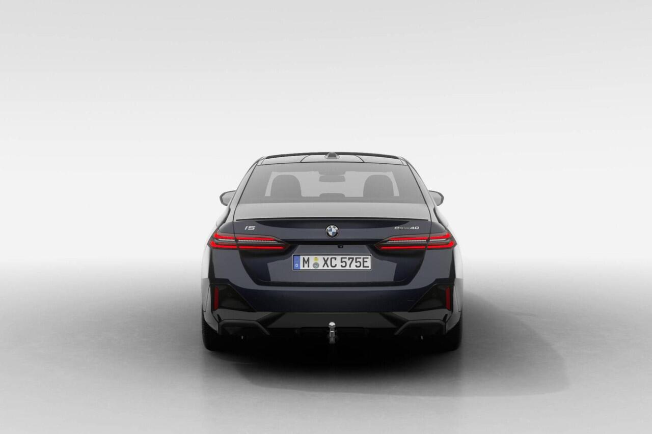 BMW i5 Sedan eDrive40 M Sport Edition | M Sport Pro | Innovation Pack | Travel Pack | Comfort Pack