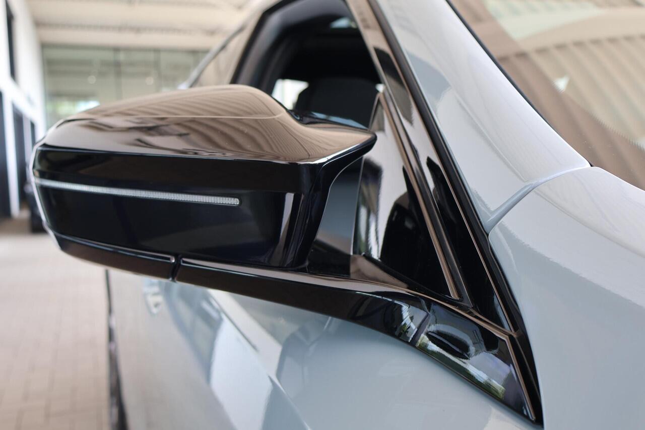 BMW i5 M60 xDrive 84 kWh | M Sport Pro | Comfort Pack | Innovation Pack | Trekhaak