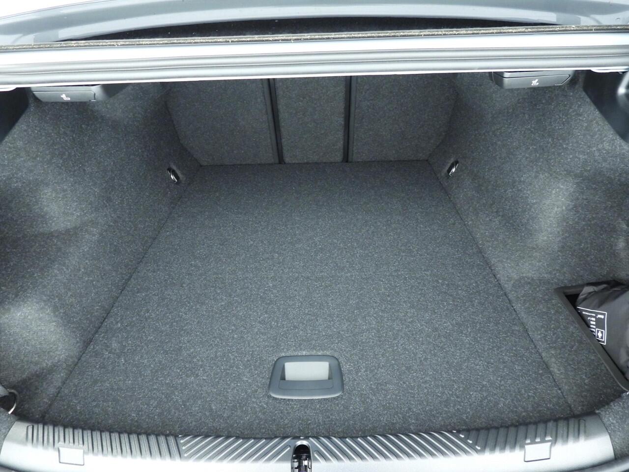 BMW i5 Sedan eDrive40 | M Sport Edition | M Sportpakket Pro | Innovation Pack | Travel Pack | Comfort Pack